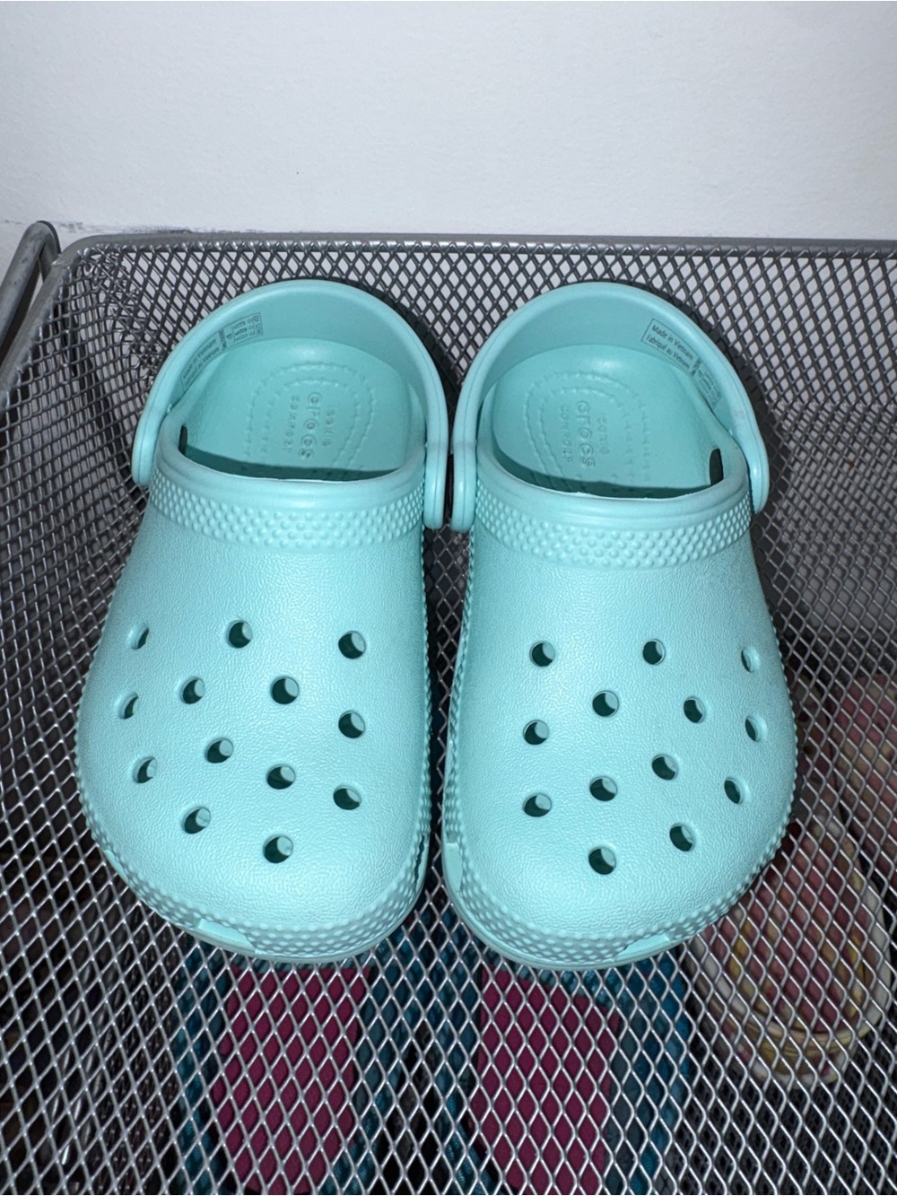 CROCS Kids Classic Clog in Aqua Sz 8